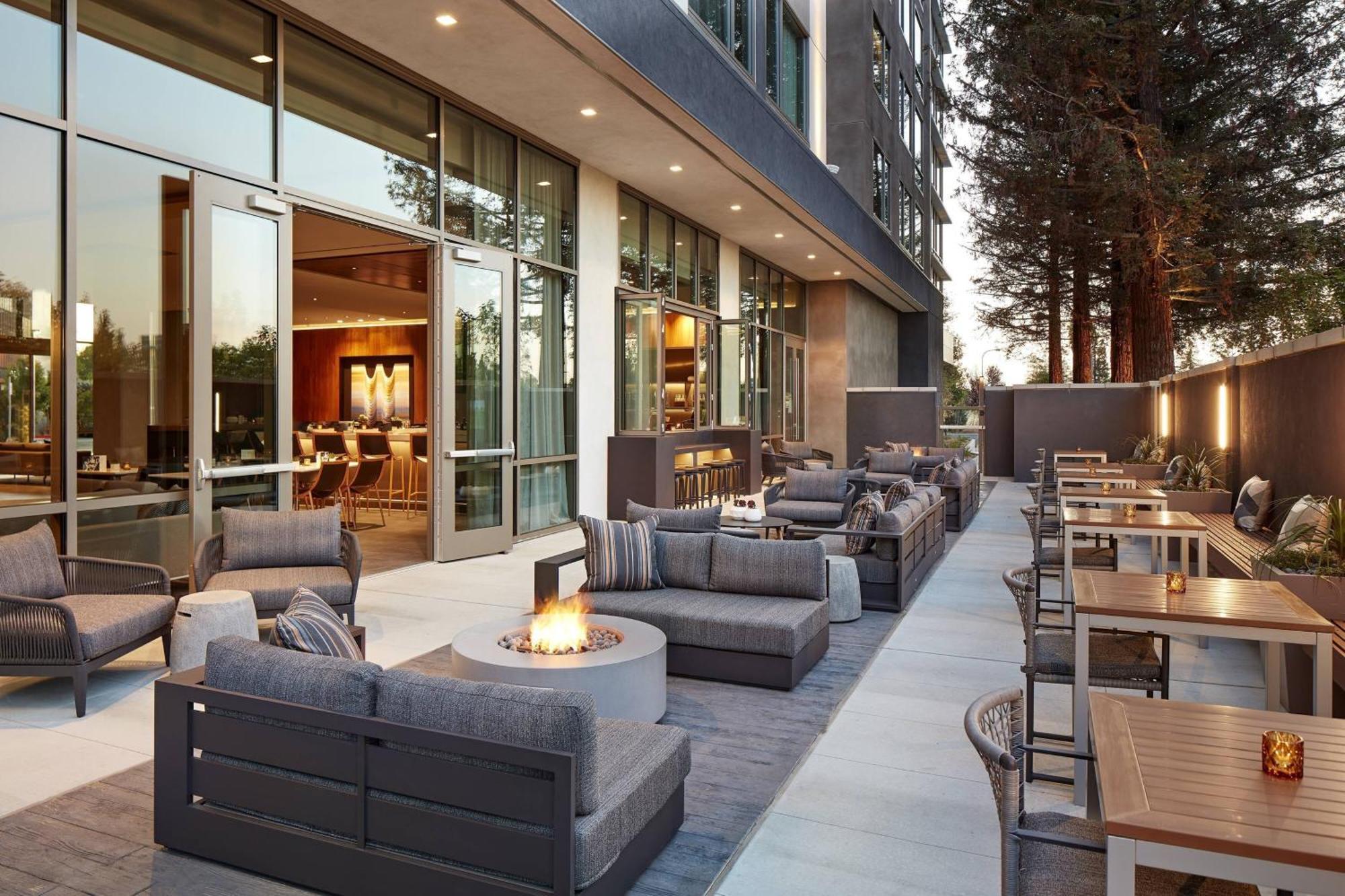 AC Hotel by Marriott San Jose Santa Clara Exteriör bild